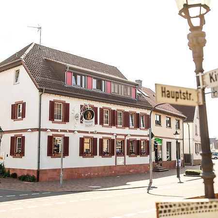 Hotel Loewen Eggenstein-Leopoldshafen Esterno foto